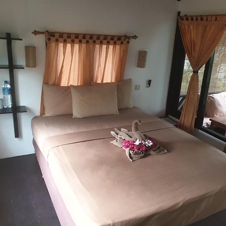 Ana Warung & Bungalows Gili Meno Dış mekan fotoğraf