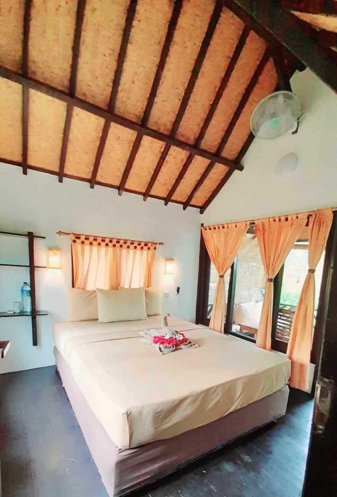 Ana Warung & Bungalows Gili Meno Dış mekan fotoğraf
