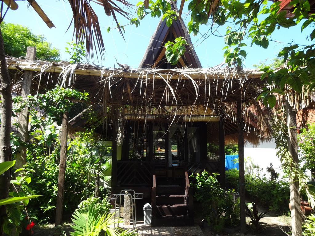 Ana Warung & Bungalows Gili Meno Dış mekan fotoğraf