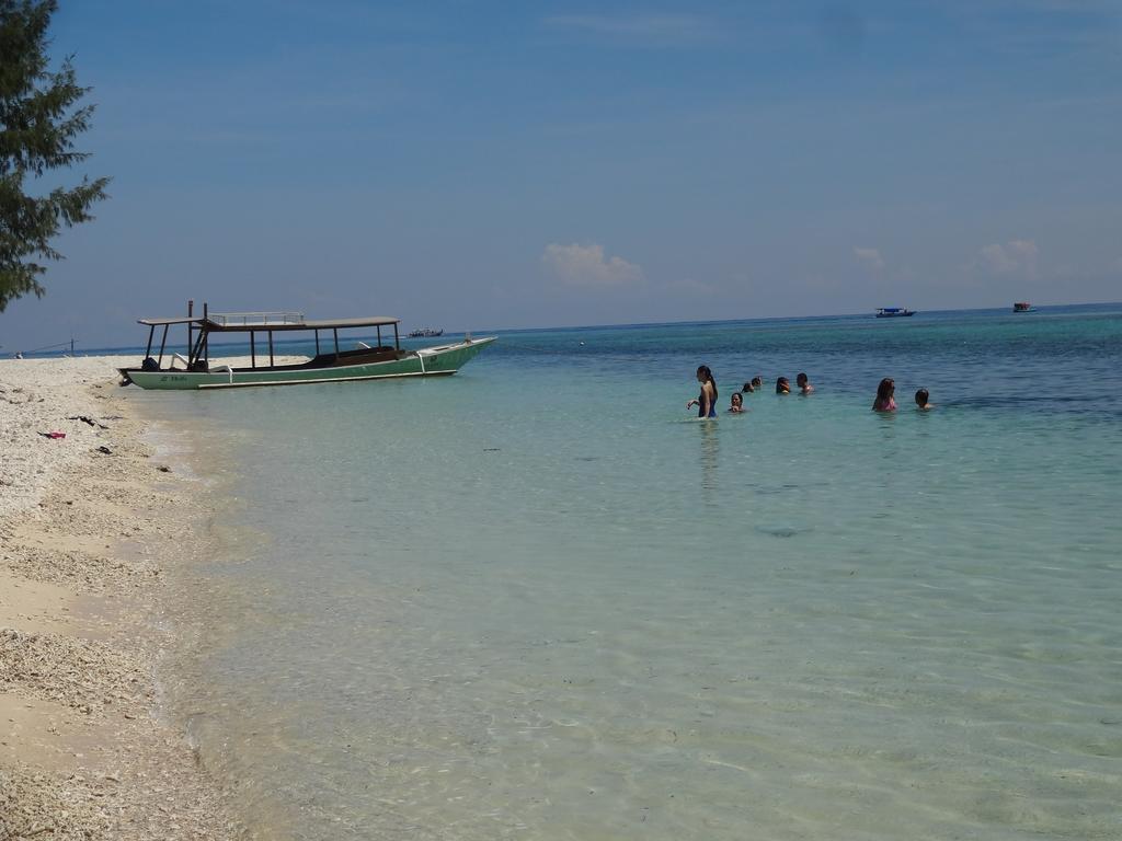 Ana Warung & Bungalows Gili Meno Dış mekan fotoğraf