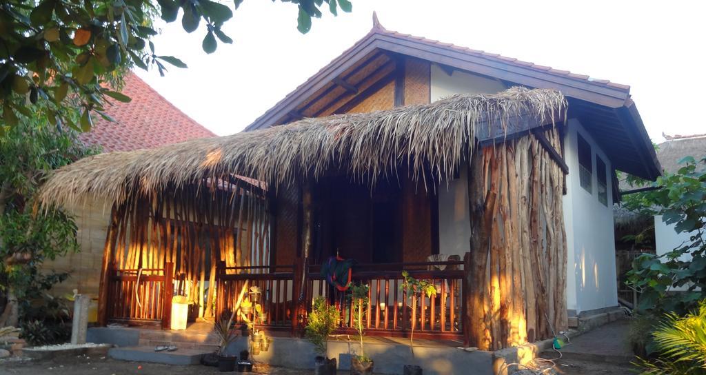 Ana Warung & Bungalows Gili Meno Dış mekan fotoğraf